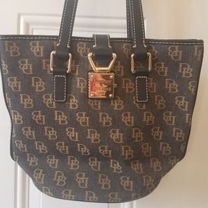 Dooney & Bourke